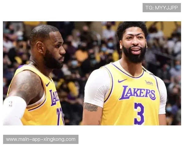 戴维斯篮下牵制巨大,洛杉矶全面压制对手